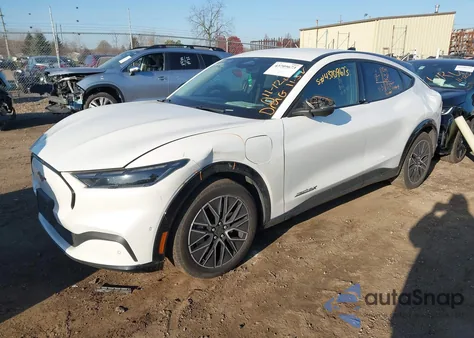 2024 Ford Mustang Mach-E Premium z USA, uszkodzony, nr VIN 3FMTK3SU8RMA04666